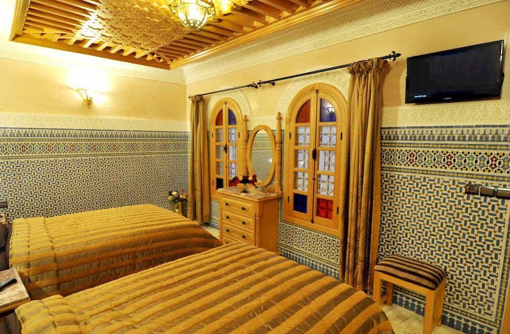 Dar Al Madina Al Kadima Hotel Fes Luaran gambar